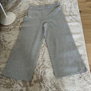 J. Crew Women’s Gray Wide-Leg Sweatpants. Size small